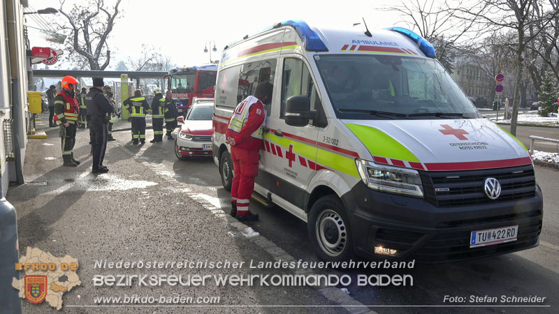 20251226_Eine verletzte Person nach Küchenbrand in Bad Vöslau  Foto: Stefan Schneider BFKDO BADEN