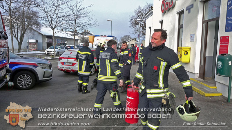 20251226_Eine verletzte Person nach Küchenbrand in Bad Vöslau  Foto: Stefan Schneider BFKDO BADEN