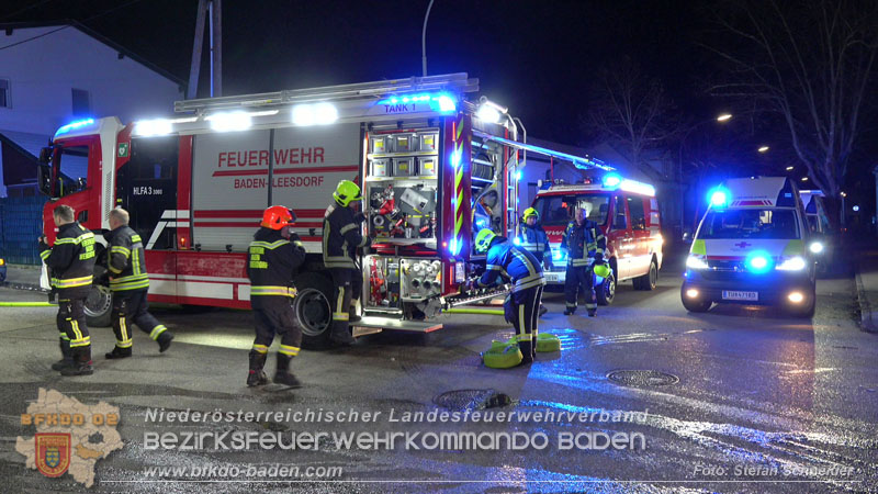 20251227_Nächtlicher Brand in Baden mit Herausforderungen für die Einsatzkräfte   Foto: Stefan Schneider FF Baden-Stadt