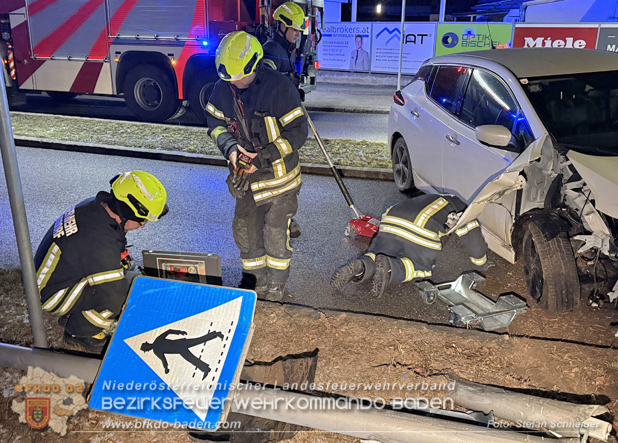 20260101_Verkehrsunfall in Baden  Foto: Stefan Schneider BFKDO BADEN