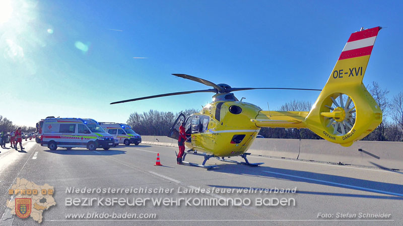 20260103_Pkw prallt gegen Streckendienstfahrzeug auf der A2 Foto: Stefan Schneider BFKDO BADEN 20260103_Pkw prallt gegen Streckendienstfahrzeug auf der A2 Foto: Stefan Schneider BFKDO BADEN