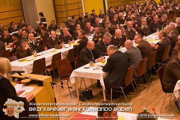 Bezirksfeuerwehrtag 2016 mit Wahlen in Schönau a.d.Triesting  Fotos: Daniel Wirth u. Stefan Schneider BFK Baden