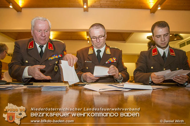 Bezirksfeuerwehrtag 2016 mit Wahlen in Schönau a.d.Triesting  Fotos: Daniel Wirth u. Stefan Schneider BFK Baden
