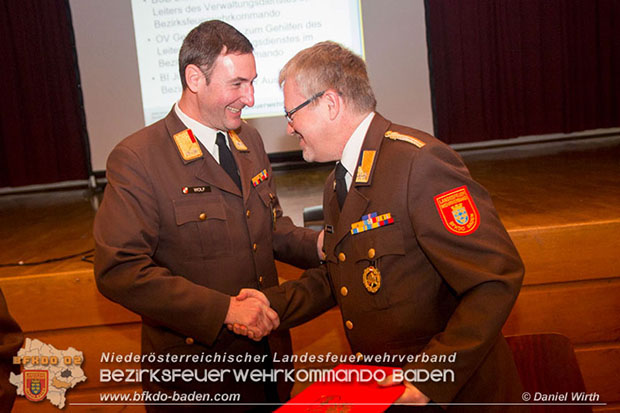 Bezirksfeuerwehrtag 2016 mit Wahlen in Schönau a.d.Triesting  Fotos: Daniel Wirth u. Stefan Schneider BFK Baden