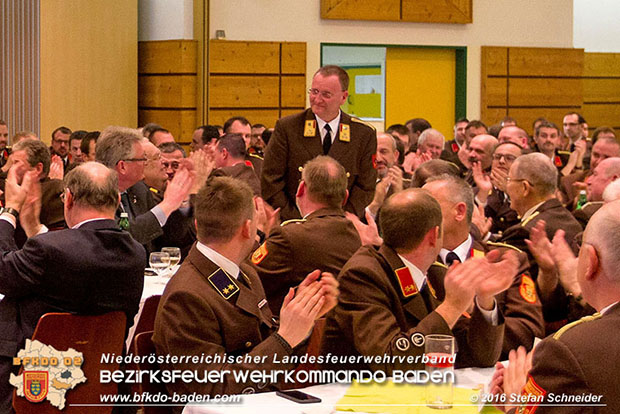 Bezirksfeuerwehrtag 2016 mit Wahlen in Schönau a.d.Triesting  Fotos: Daniel Wirth u. Stefan Schneider BFK Baden