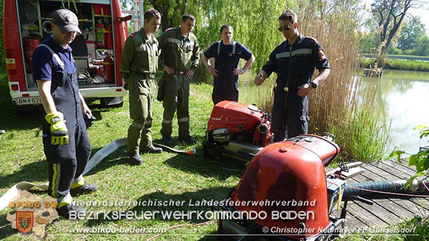 Einsatzmaschinistenlehrgang in Schönau u. Gainfarn Foto: © Christopher Neumayer Einsatzmaschinistenlehrgang in Schönau u. Gainfarn Foto: © Christopher Neumayer