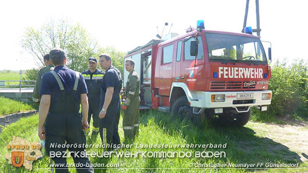 Einsatzmaschinistenlehrgang in Schönau u. Gainfarn Foto: © Christopher Neumayer Einsatzmaschinistenlehrgang in Schönau u. Gainfarn Foto: © Christopher Neumayer