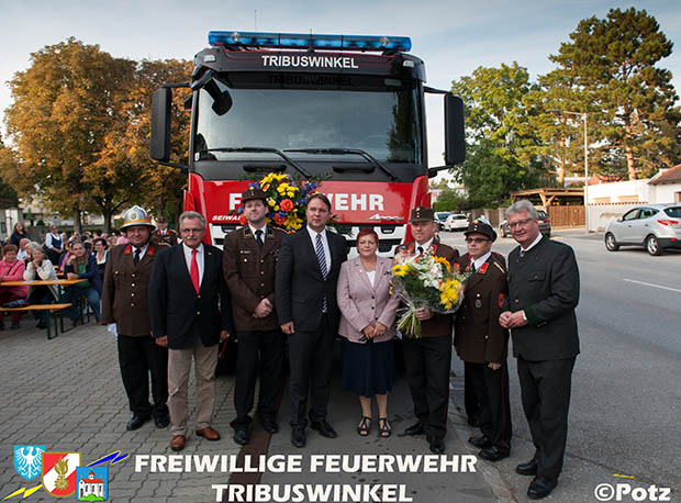 20160924 Indienststellung HLFA3/3000 FF Tribuswinkel  Foto: P. Potz