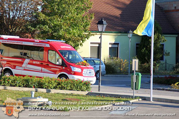 20161022 Indienststellung neues Mannschaftstransportfahrzeug der FF Wampersdorf  Foto: Christian Blueml