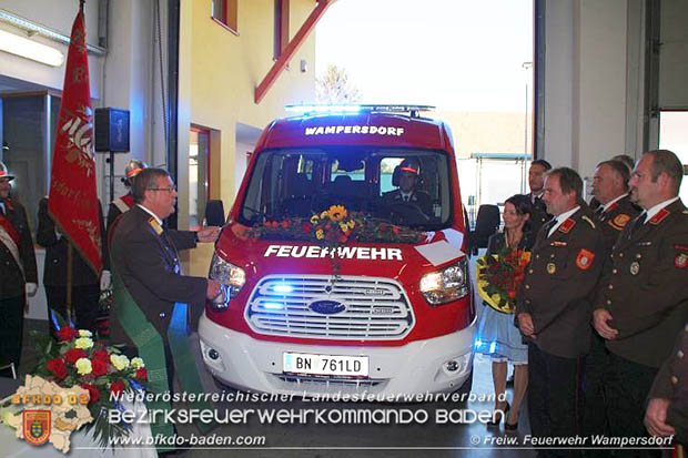 20161022 Indienststellung neues Mannschaftstransportfahrzeug der FF Wampersdorf  Foto: Christian Blueml