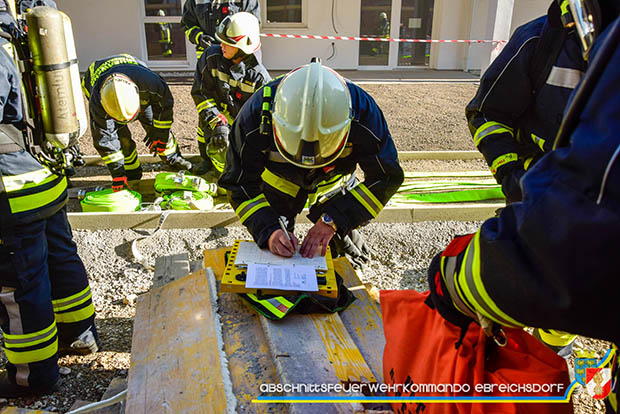 20161022 Unterabschnittsübung in Unterwaltersdorf   Fotos: Rene Weiner, Hubert Wagner u. Jürgen Patzak