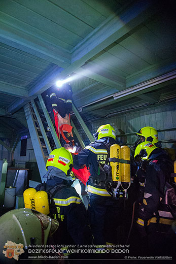20161018 Unterabschnittsübung auf der Trabrennbahn Baden  Foto: FF Pfaffstätten