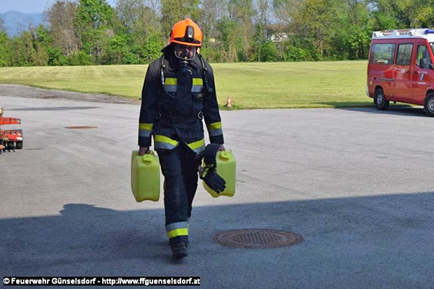 20170429 Gemeinsamer Atemschutz "Finnentest" der FF Guenselsdorf & FF Schoenau  Foto: SB oeA Christopher Neumayer FF Guenselsdorf