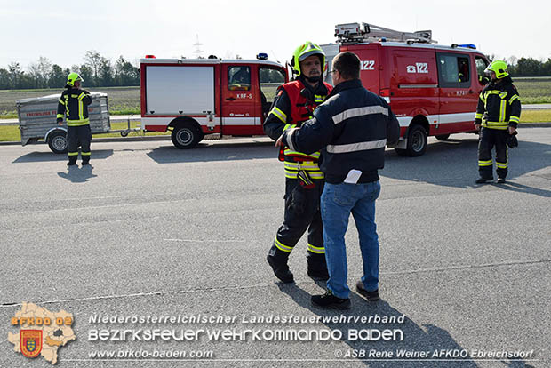 Schadstoffübung "Medium 2017" bei der Firma Hofer KG - Zentrallager Trumau  Foto: ASB Rene Weiner AFKDO Ebreichsdorf