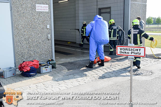 Schadstoffübung "Medium 2017" bei der Firma Hofer KG - Zentrallager Trumau  Foto: ASB Rene Weiner AFKDO Ebreichsdorf