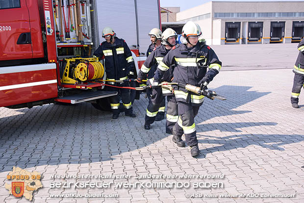 Schadstoffübung "Medium 2017" bei der Firma Hofer KG - Zentrallager Trumau  Foto: ASB Rene Weiner AFKDO Ebreichsdorf