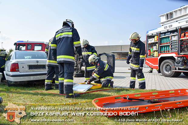 Schadstoffübung "Medium 2017" bei der Firma Hofer KG - Zentrallager Trumau  Foto: ASB Rene Weiner AFKDO Ebreichsdorf