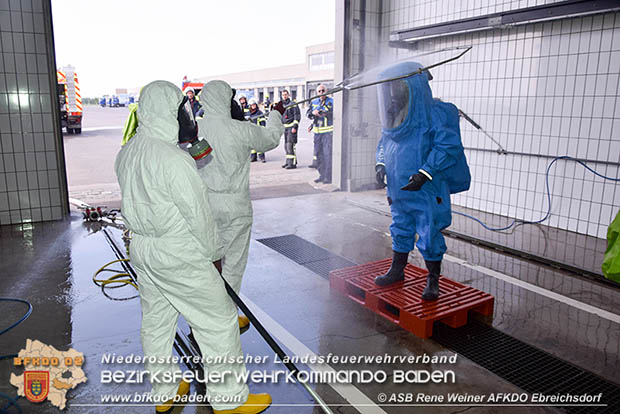Schadstoffübung "Medium 2017" bei der Firma Hofer KG - Zentrallager Trumau  Foto: ASB Rene Weiner AFKDO Ebreichsdorf