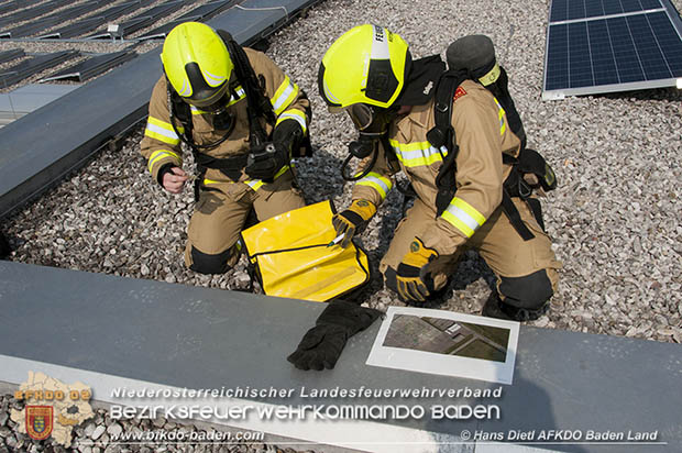 Schadstoffübung "Medium 2017" bei der Firma Hofer KG - Zentrallager Trumau  Foto: VI Hans Dietl AFKDO Baden-Land