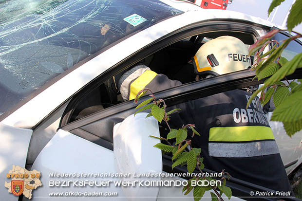 Schadstoffübung "Medium 2017" bei der Firma Hofer KG - Zentrallager Trumau Foto: Patrick Friedl FF Möllersdorf
