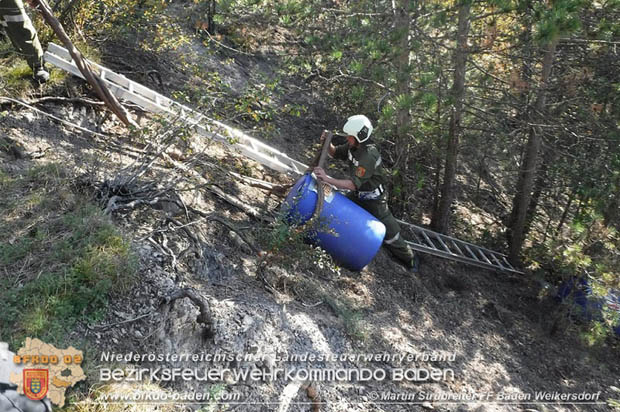 20170930_KHD Zugsübung des 4. Zuges der 2. KHD Bereitschaft - Schlösselwald bei Gainfarn  Foto: © Martin Strubreiter FF Baden Weikersdorf