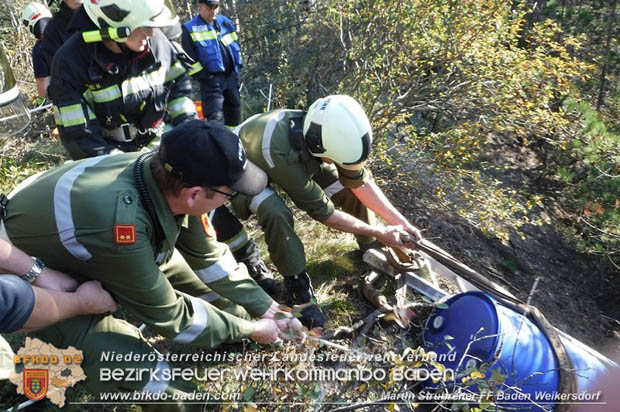 20170930_KHD Zugsübung des 4. Zuges der 2. KHD Bereitschaft - Schlösselwald bei Gainfarn  Foto: © Martin Strubreiter FF Baden Weikersdorf