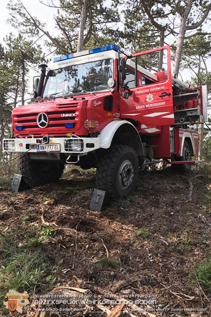 20170930_KHD Zugsübung des 4. Zuges der 2. KHD Bereitschaft - Schlösselwald bei Gainfarn Foto: © Martin Strubreiter FF Baden Weikersdorf 20170930_KHD Zugsübung des 4. Zuges der 2. KHD Bereitschaft - Schlösselwald bei Gainfarn Foto: © Martin Strubreiter FF Baden Weikersdorf