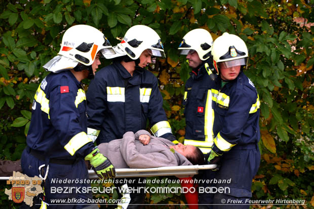 20171021 Gemeinsame Einsatzübung der freiwilligen Feuerwehren Hirtenberg und Enzesfeld Foto: Freiwillige Feuerwehr Hirtenberg 20171021 Gemeinsame Einsatzübung der freiwilligen Feuerwehren Hirtenberg und Enzesfeld Foto: Freiwillige Feuerwehr Hirtenberg