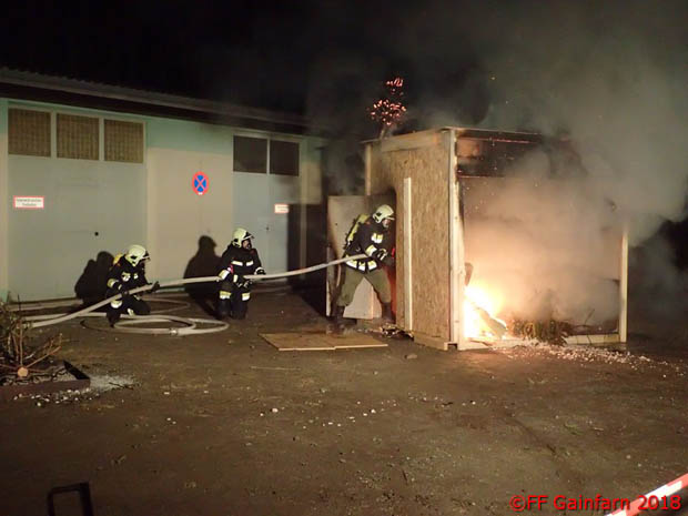 Schulung mit Realbrand-Szenario in Gainfarn  Foto: © Freiwillige Feuerwehr Gainfarn