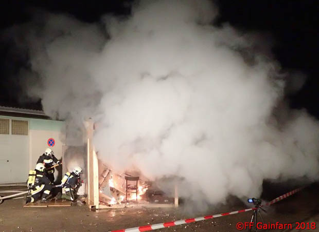 Schulung mit Realbrand-Szenario in Gainfarn  Foto: © Freiwillige Feuerwehr Gainfarn
