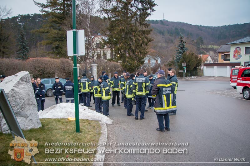 Feuerwehrkreuzweg 2018 - Foto: Daniel Wirth Feuerwehrkreuzweg 2018 - Foto: Daniel Wirth