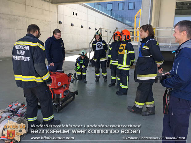 2018_04_07-08 Gemeinsame Ausbildung "Feuerwehr-Basiswissen" des Feuerwehrabschnittes Baden-Stadt im Landesklinkum Baden  Foto: Robert Lichtenauer FF Baden-Stadt