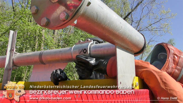 0180421 Bundesländerübergreifende Schadstoffeinsatzübung auf der A3 zwischen Pottendorf NÖ - Hornstein Bgld   Foto: Hans Dietl