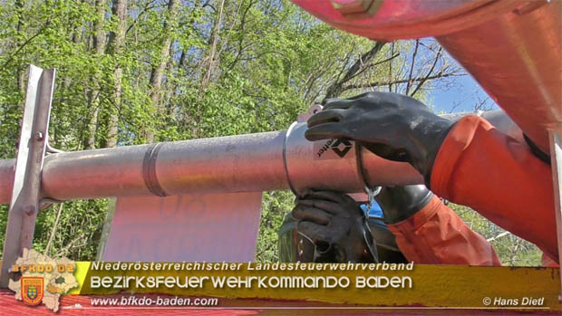 0180421 Bundesländerübergreifende Schadstoffeinsatzübung auf der A3 zwischen Pottendorf NÖ - Hornstein Bgld   Foto: Hans Dietl