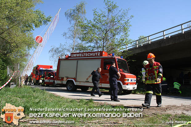 0180421 Bundesländerübergreifende Schadstoffeinsatzübung auf der A3 zwischen Pottendorf NÖ - Hornstein Bgld   Foto: Julia Hackl