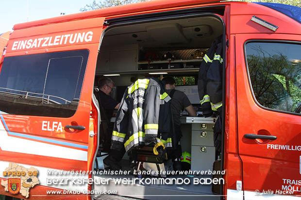 0180421 Bundesländerübergreifende Schadstoffeinsatzübung auf der A3 zwischen Pottendorf NÖ - Hornstein Bgld   Foto: Julia Hackl