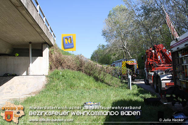 0180421 Bundesländerübergreifende Schadstoffeinsatzübung auf der A3 zwischen Pottendorf NÖ - Hornstein Bgld   Foto: Julia Hackl