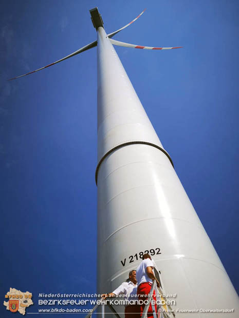 20180616 Schulung bei neu errichteten Windkraftanlagen in Oberwaltersdorf Foto: © Freiwillige Feuerwehr Oberwaltersdorf 20180616 Schulung bei neu errichteten Windkraftanlagen in Oberwaltersdorf Foto: © Freiwillige Feuerwehr Oberwaltersdorf