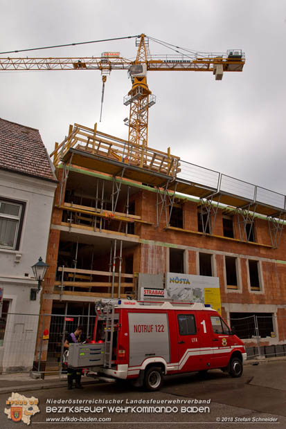20180812 Höhenrettungsübung - Personenrrettung vom Turmdrehkran auf einer Baustelle in Baden Foto: Stefan Schneider FF Baden-Stadt 20180812 Höhenrettungsübung - Personenrrettung vom Turmdrehkran auf einer Baustelle in Baden Foto: Stefan Schneider FF Baden-Stadt