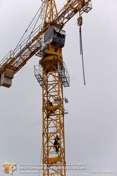 20180812 Höhenrettungsübung - Personenrrettung vom Turmdrehkran auf einer Baustelle in Baden Foto: Stefan Schneider FF Baden-Stadt 20180812 Höhenrettungsübung - Personenrrettung vom Turmdrehkran auf einer Baustelle in Baden Foto: Stefan Schneider FF Baden-Stadt