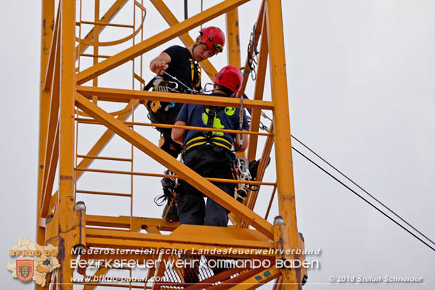 20180812 Höhenrettungsübung - Personenrrettung vom Turmdrehkran auf einer Baustelle in Baden Foto: Stefan Schneider FF Baden-Stadt 20180812 Höhenrettungsübung - Personenrrettung vom Turmdrehkran auf einer Baustelle in Baden Foto: Stefan Schneider FF Baden-Stadt