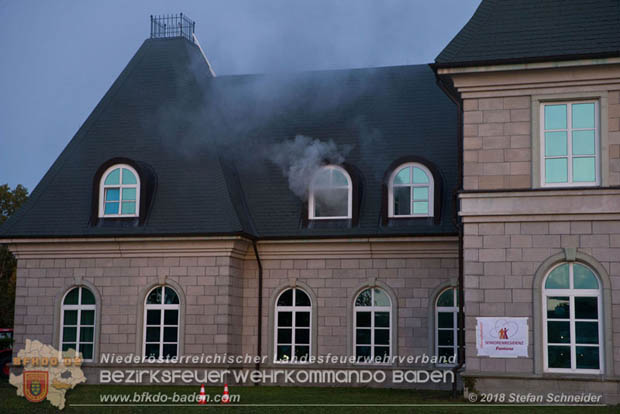20181012 Realistische Brandeinsatzübung in Oberwaltersdorf  Foto: © Stefan Schneider