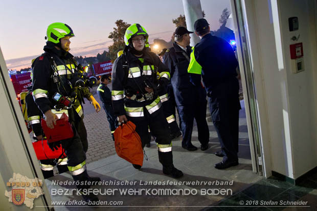 20181012 Realistische Brandeinsatzübung in Oberwaltersdorf  Foto: © Stefan Schneider