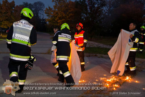 20181012 Realistische Brandeinsatzübung in Oberwaltersdorf  Foto: © Stefan Schneider