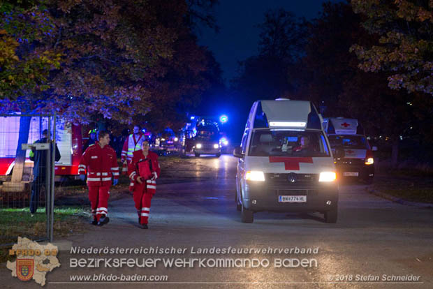 20181012 Realistische Brandeinsatzübung in Oberwaltersdorf  Foto: © Stefan Schneider