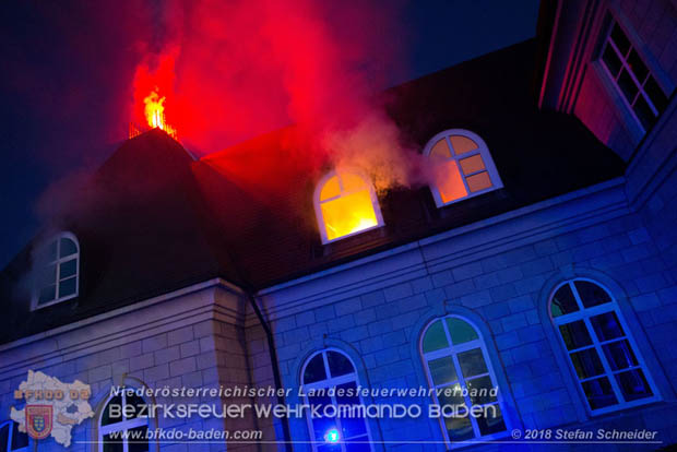 20181012 Realistische Brandeinsatzübung in Oberwaltersdorf  Foto: © Stefan Schneider