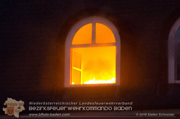 20181012 Realistische Brandeinsatzübung in Oberwaltersdorf  Foto: © Stefan Schneider