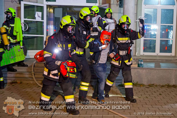 20181012 Realistische Brandeinsatzübung in Oberwaltersdorf  Foto: © Stefan Schneider