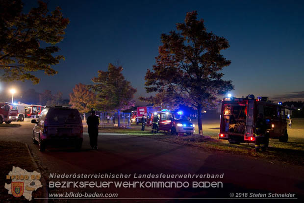 20181012 Realistische Brandeinsatzübung in Oberwaltersdorf  Foto: © Stefan Schneider