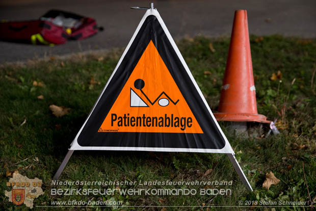 20181012 Realistische Brandeinsatzübung in Oberwaltersdorf  Foto: © Stefan Schneider